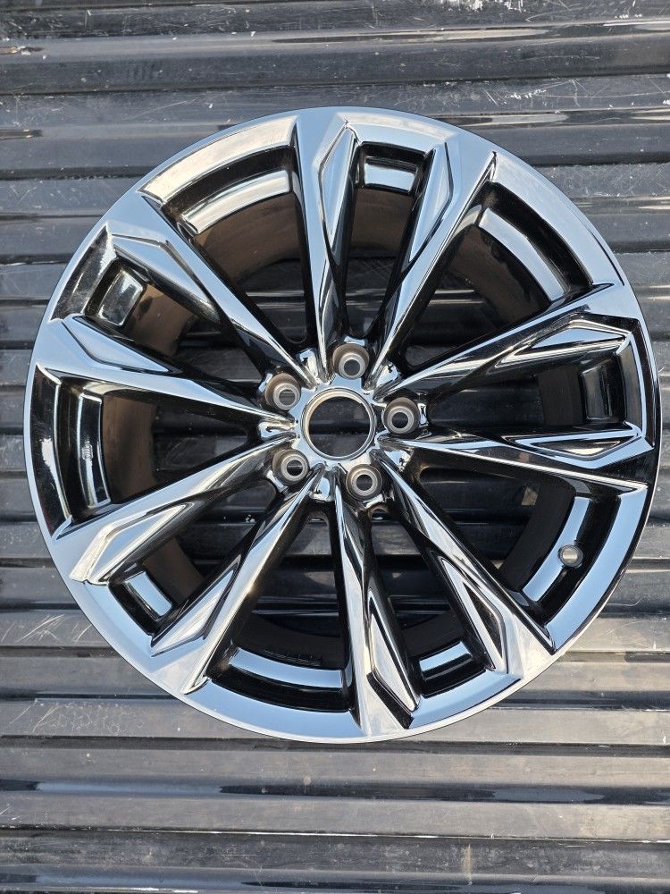 Lexus Wheel - OEM Part # 42611-53670