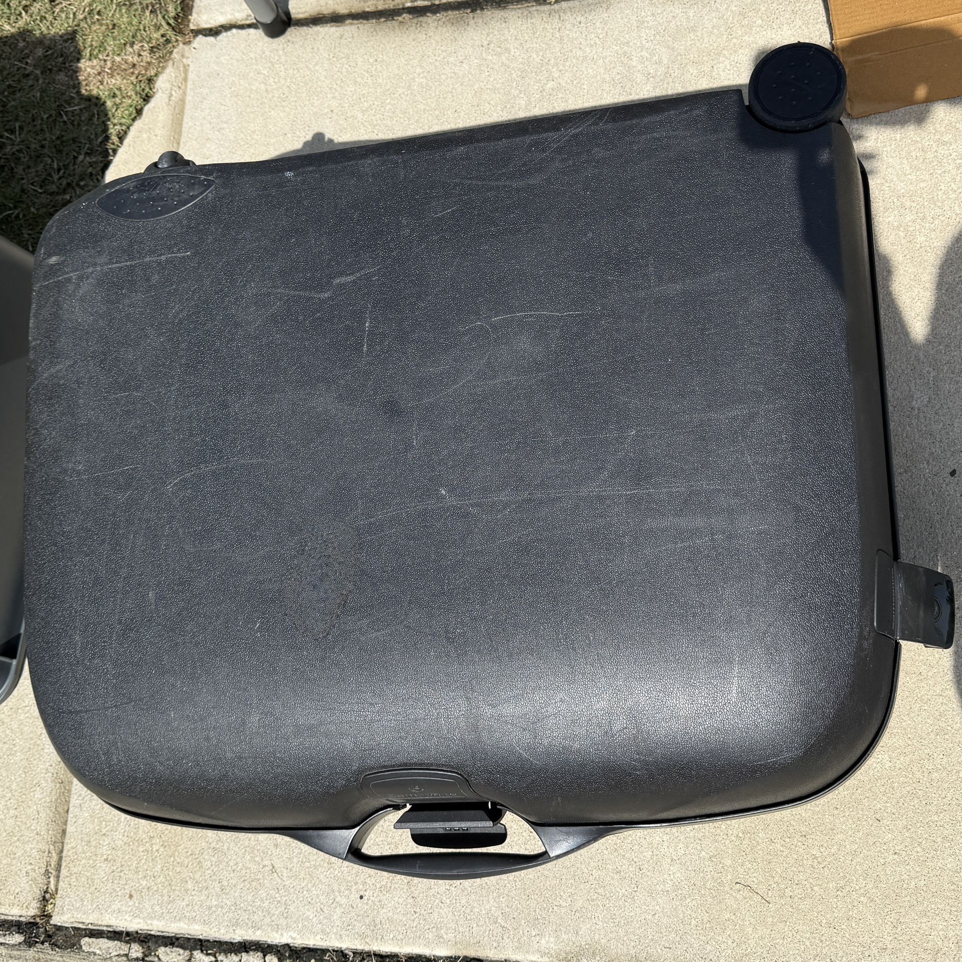 Samsonite hard shell suitcase