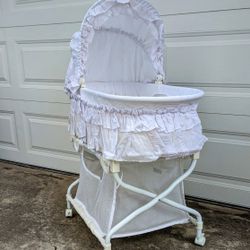 Bassinet for baby 