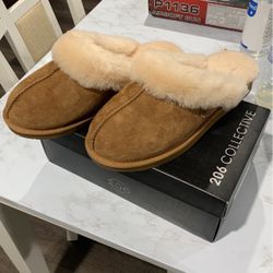 Slippers Size 8