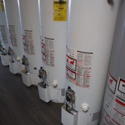 30 -40-50-38-gallón water heater for staring at 200 and 220 and 240 and 250 and 180 and 190 and 170 and 150 for $240.00