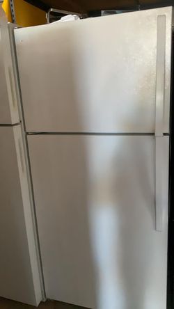 Frigidaire Top Mount  White Refrigerator Fridge
