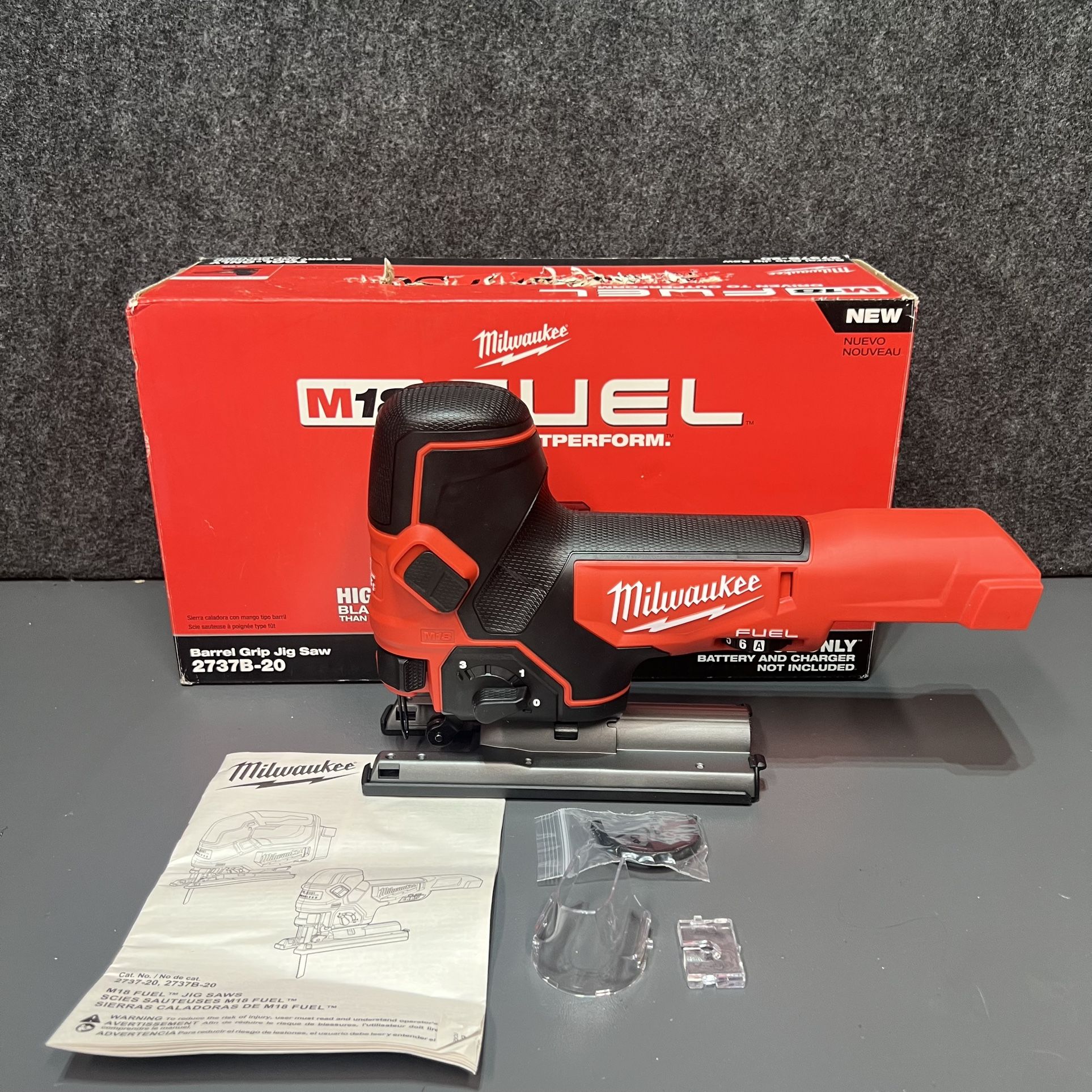 Milwaukee (2737B-20) M18 FUEL 18V Lithium-Ion Brushless Cordless Barrel Grip Jig Saw (Tool Only)