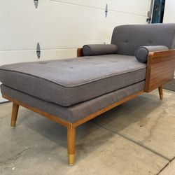 Mid-Century Modern Chaise Lounge