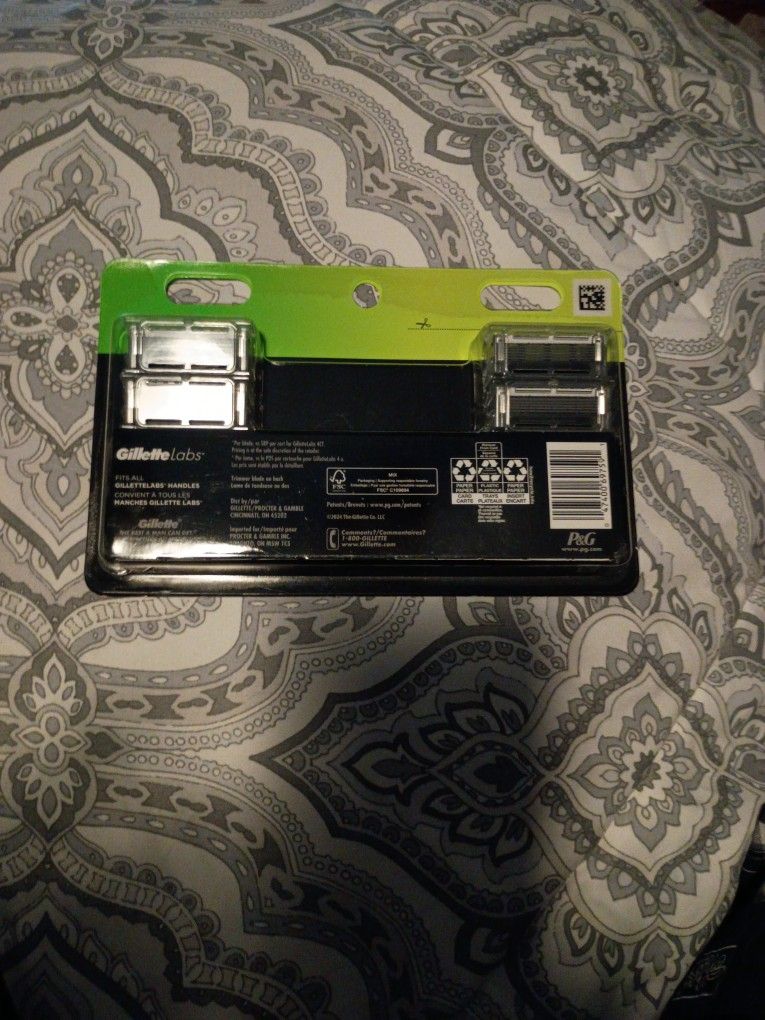 Gillette Labs Blades