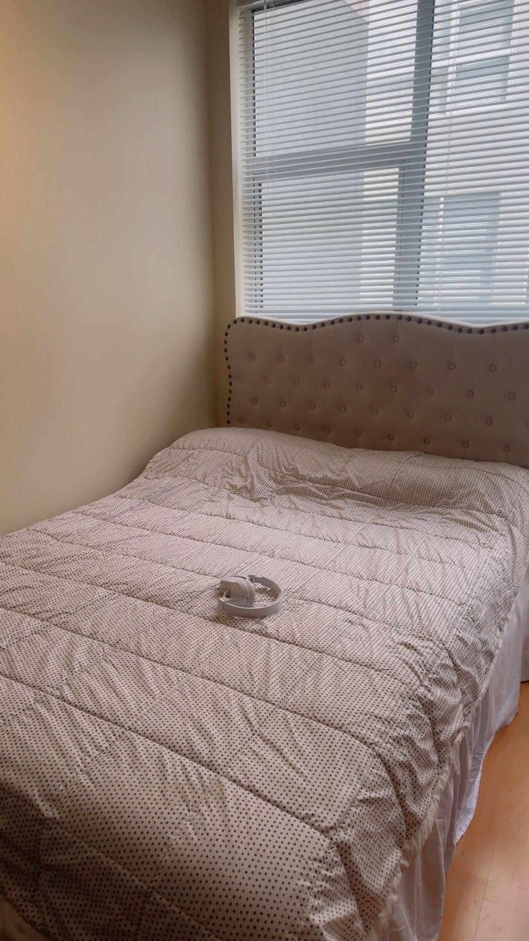 Full Size Bed