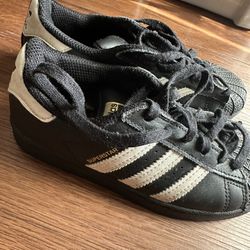 Adidas Superstar
