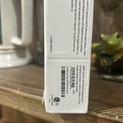 AirPods (gen 3)