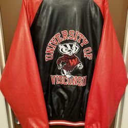 NCAA Wisconsin Badgers  Stitches Steve & Barry's Jacket Size 2XL XXL 