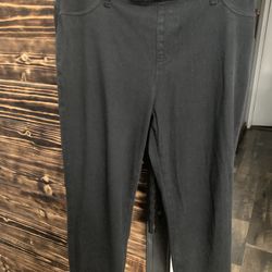 Woman’s Large Pants 
