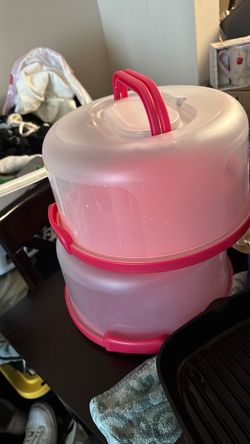 Round Plastic Cake Carrier with Handle