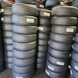 225 35 20 New Tires Set 