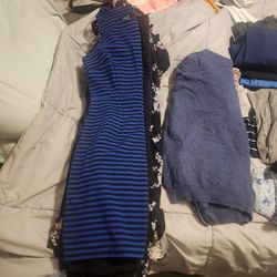 Womens Clothes - Size Medium-Large