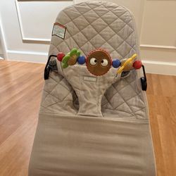 BabyBjorn Bouncer With Toy Bar (with box)