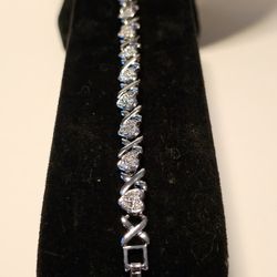 New Silver X And Heart Bracelet 