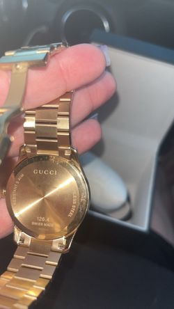 Gucci watch g timeless 126.4
