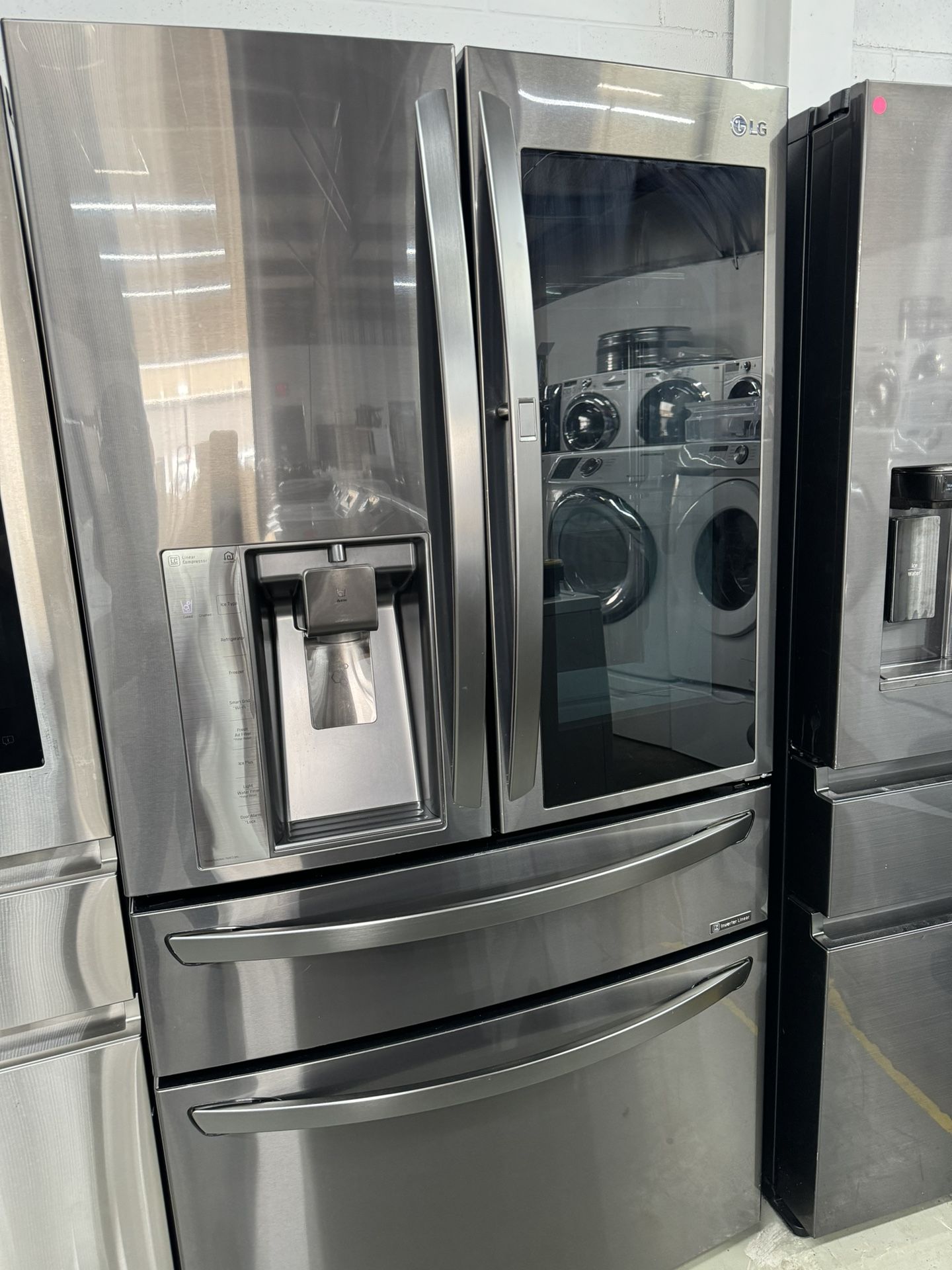 Very Nice LG Refrigerator (instaview) Black Stainless Steel!!