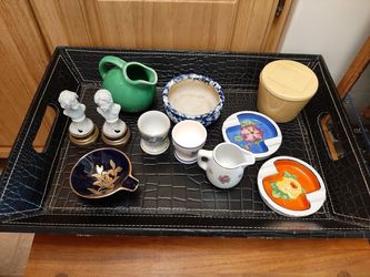 Nice lot of ceramic and porcelain smalls