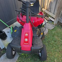 Riding Lawnmower Troybilt Tb30r