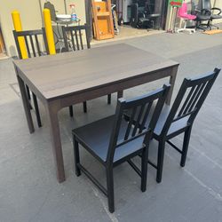IKEA EKEDALEN Extendable Dining Table and 4 Chairs Very Good Condition