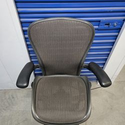 Herman Miller Aeron Size C Fully Ergonomic Task Chair 