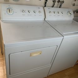 Kenmore 800 Series Washer AND Gas Dryer Set