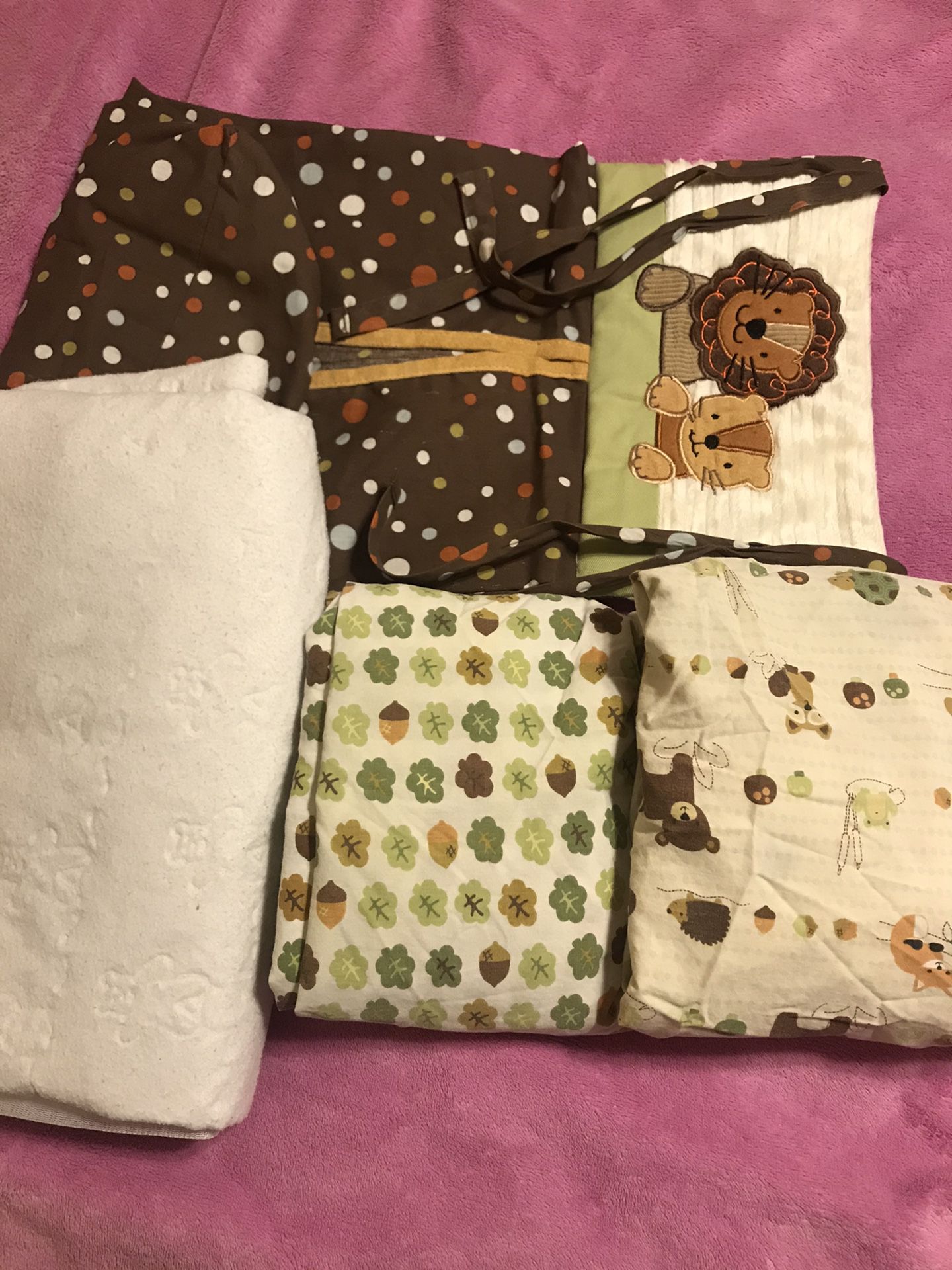 Baby crib bed sheets, bed pad, diaper holder