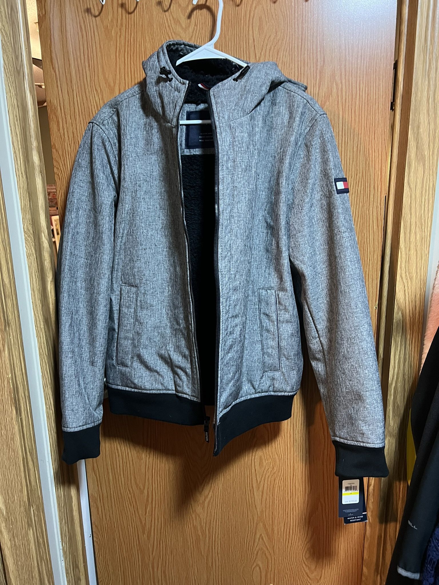 TOMMY HILFIGER COAT- Brand New-Size M