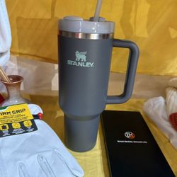 Stanley 2.0 Quencher Tumbler-NEW