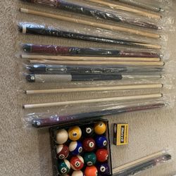 Pool Cues Bundle New