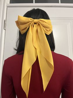 Stunning Oversize Yellow Hair Bow 🎀✨