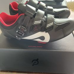 Peloton cycling shoes