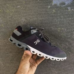 On Running Cloudflow sneakers in black and asphalt grey,