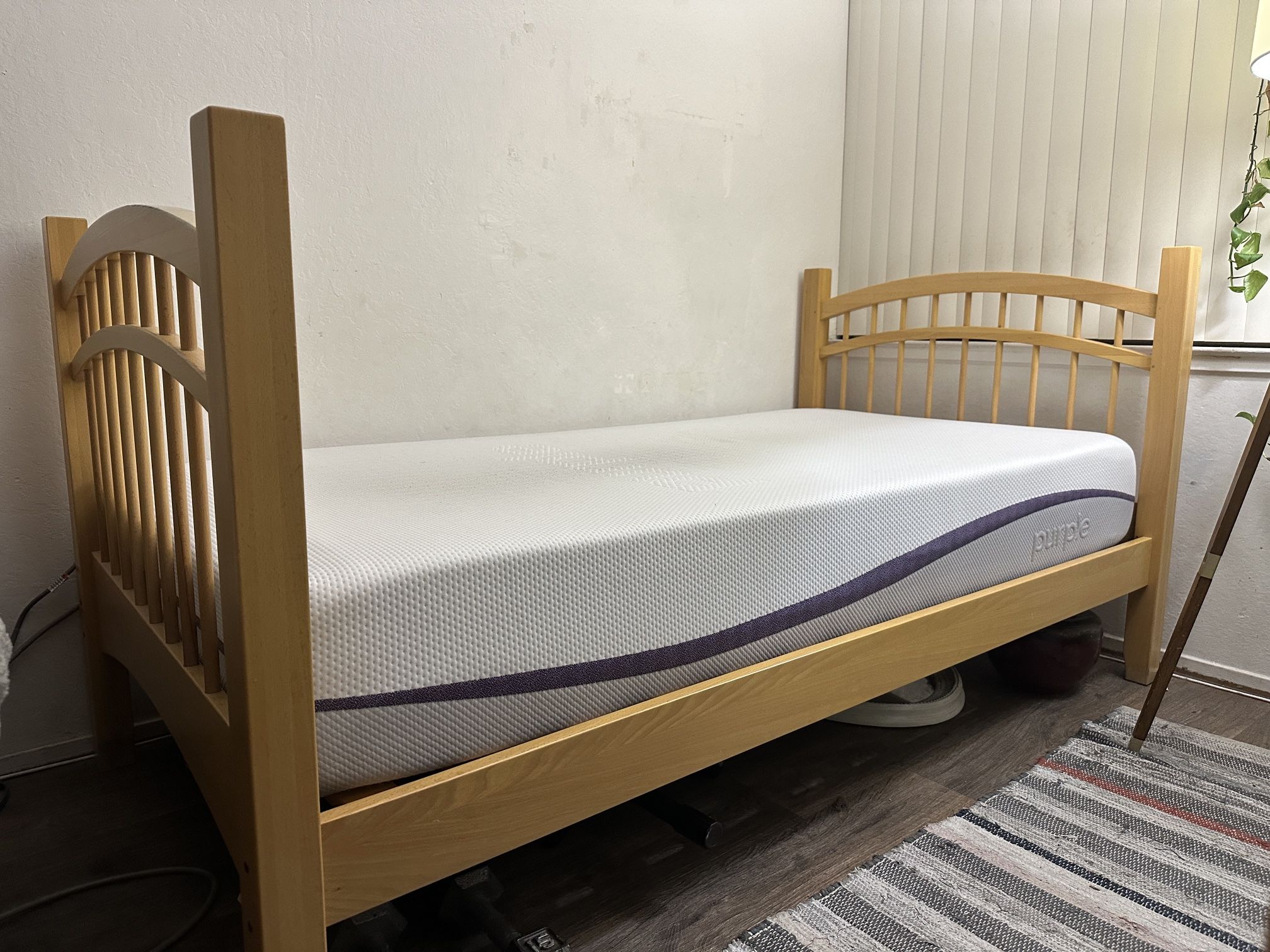 Bed Frame And Mattress 