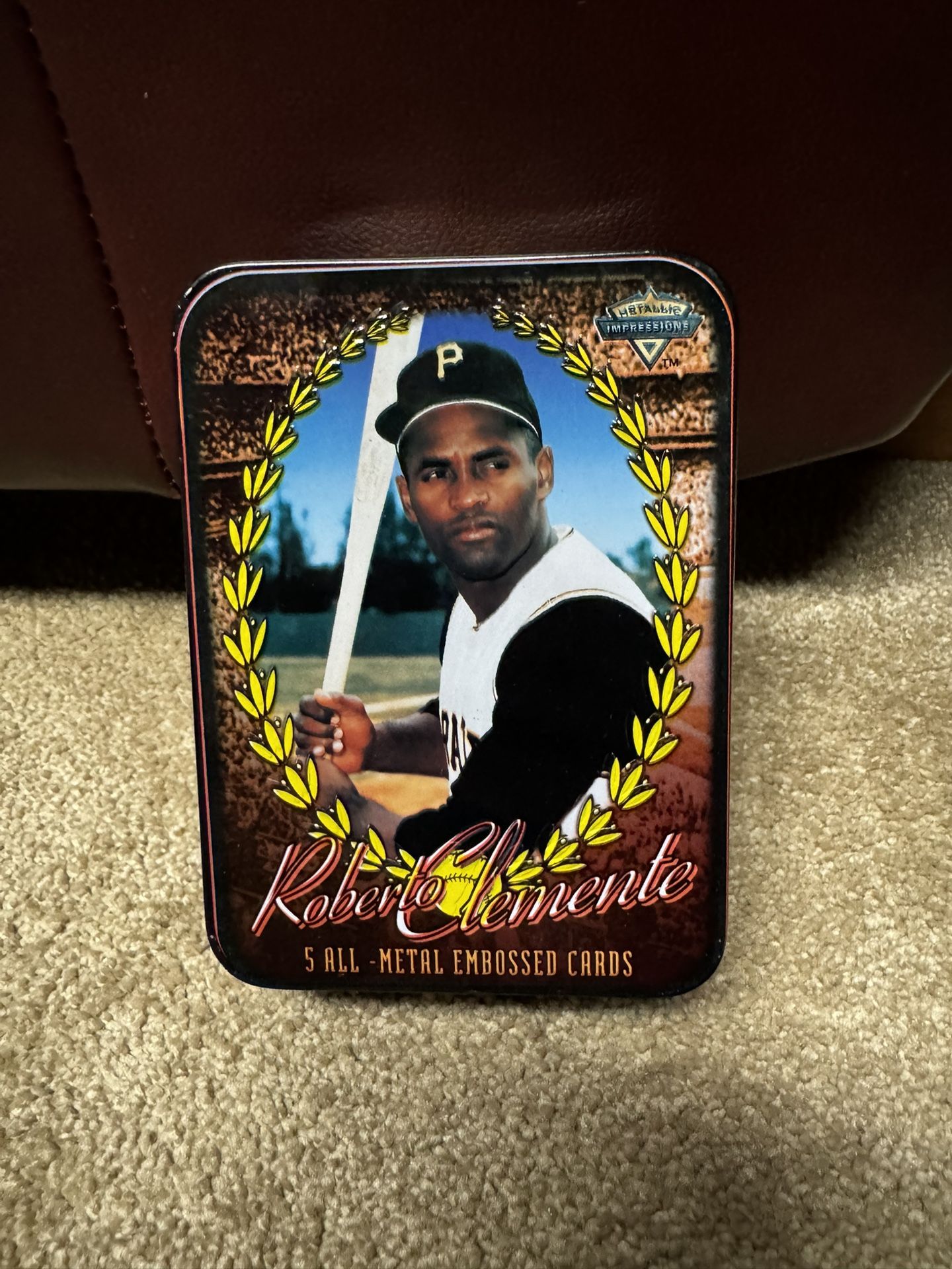 1997 Metallic Impressions Roberto Clemente Tin With 5 All-Metal Embossed Cards