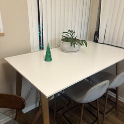 Tall Dinning Room Table 