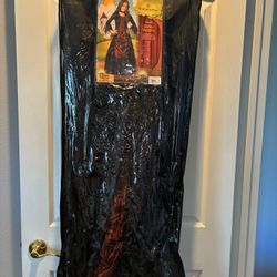 Gothic Vampira Halloween Costume