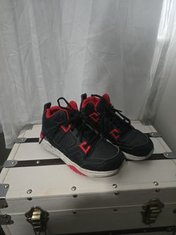 AND1 Basketball dunks