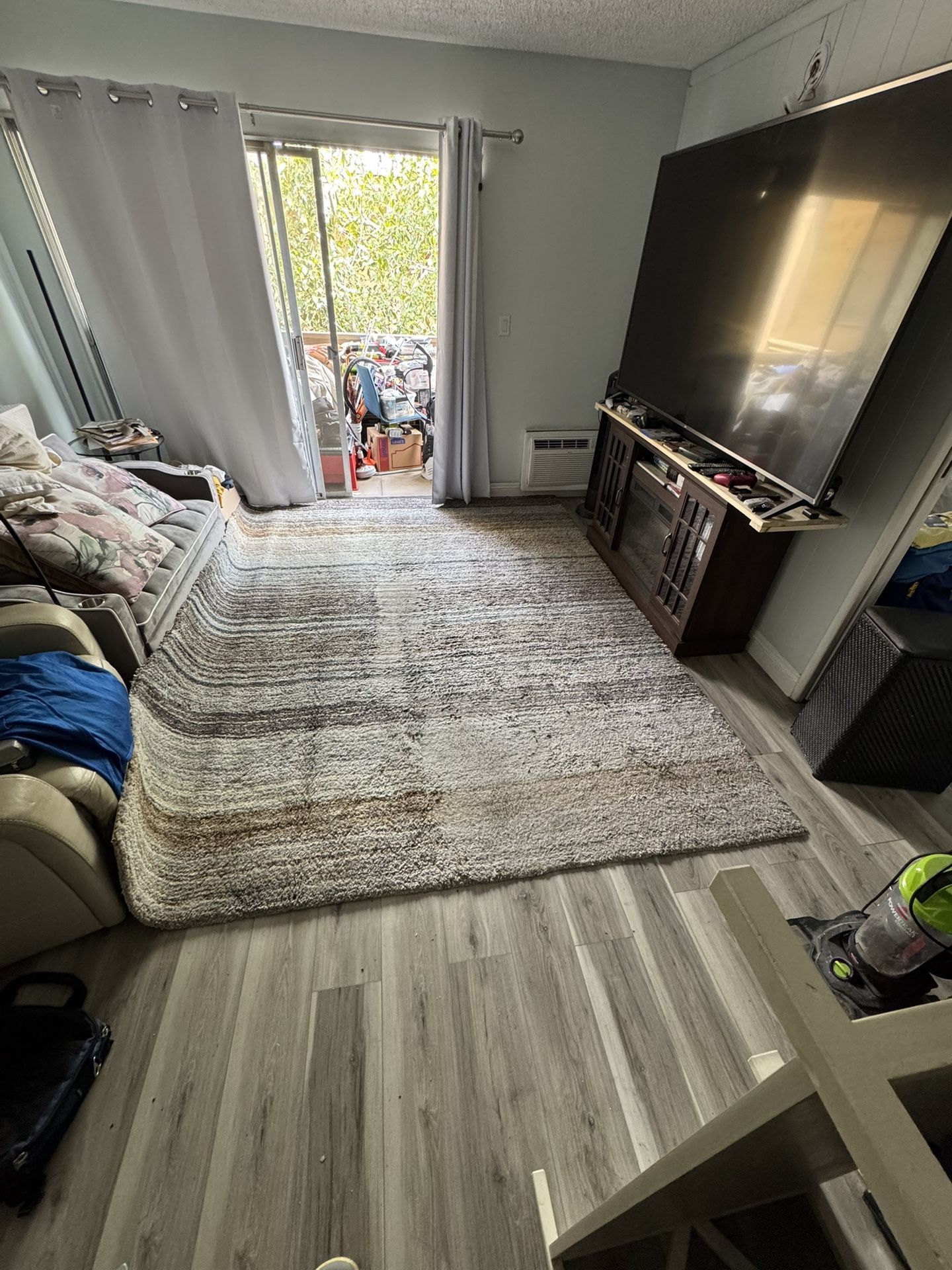 Carpet For Free