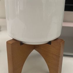 West Elm Small Plant Pot And Stand 