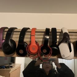  earphones  Beats Studio-Sony-Xbox Une  