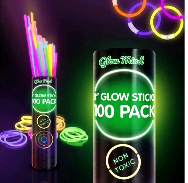100 Ultra Bright Glow Sticks Bulk - Glow in The Dark Party Supplies Pack - 8" Glowsticks