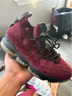 Nike LeBron 15 XV Burgundy/Wine Men’s Size 9.5 Basketball Shoes