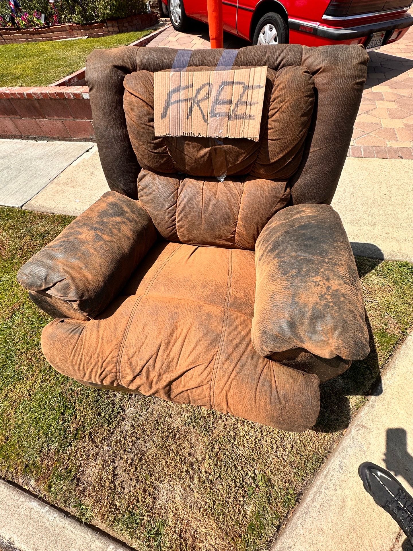 Reclining chair
