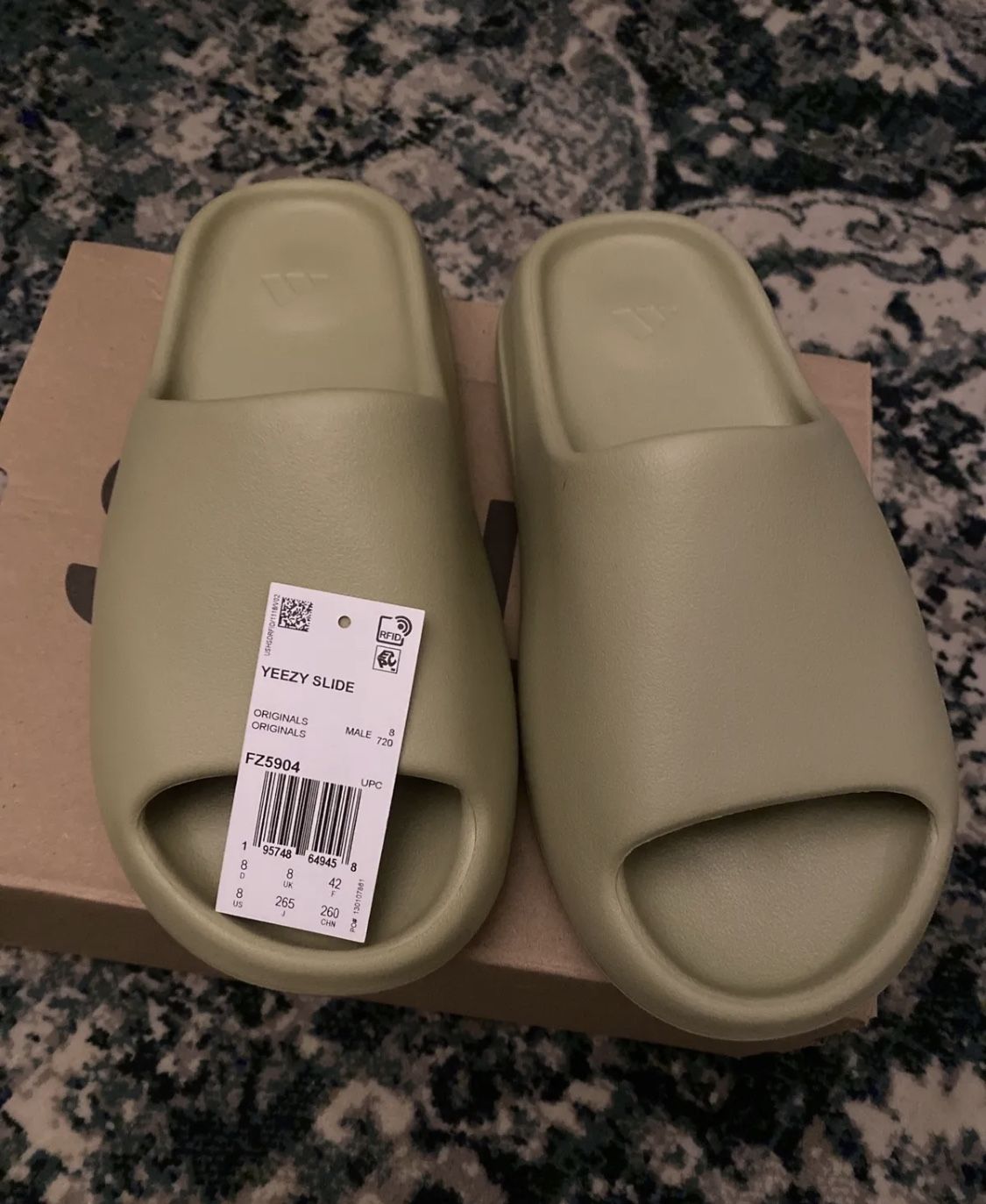 Yeezy Boost Slides Resin Size 8