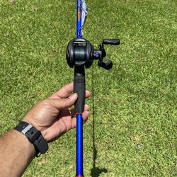 Baitcast Fishing Combo $100 for Sale in Humble, TX - OfferUp