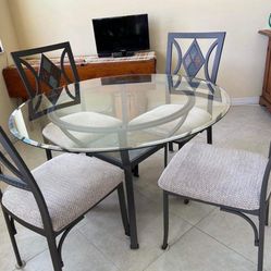 Beautiful Glass Table And Chairs