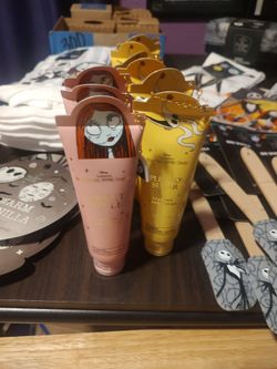 New nightmare before Christmas scented hand cream with charm