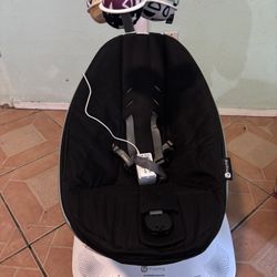 4moms mamaRoo Multi-motion Baby Swing