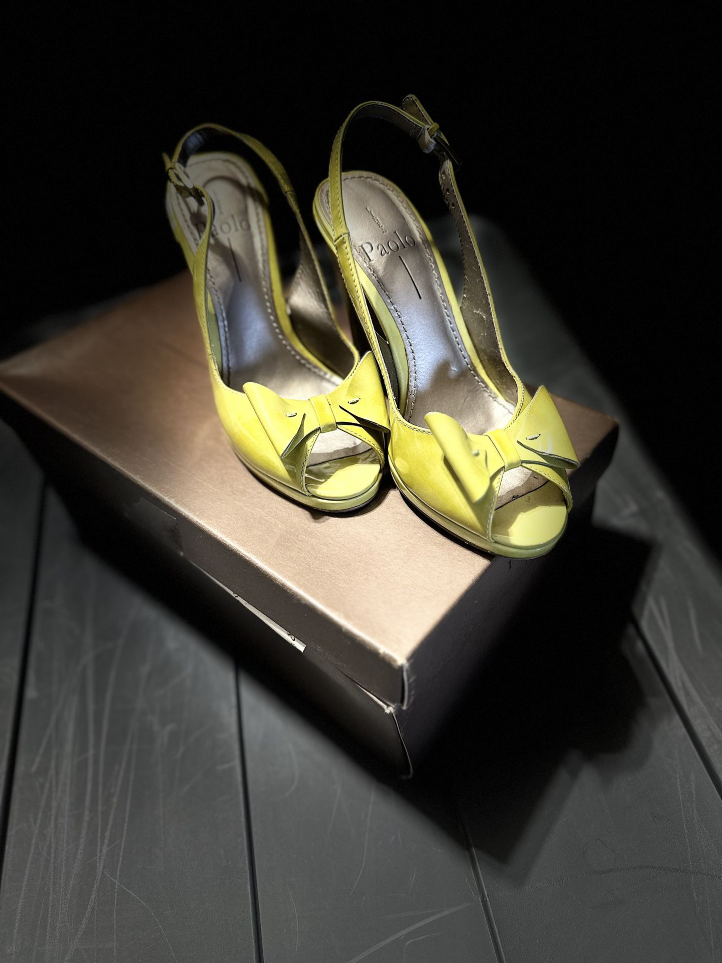 Paolo Womens Size 5 Shoes !